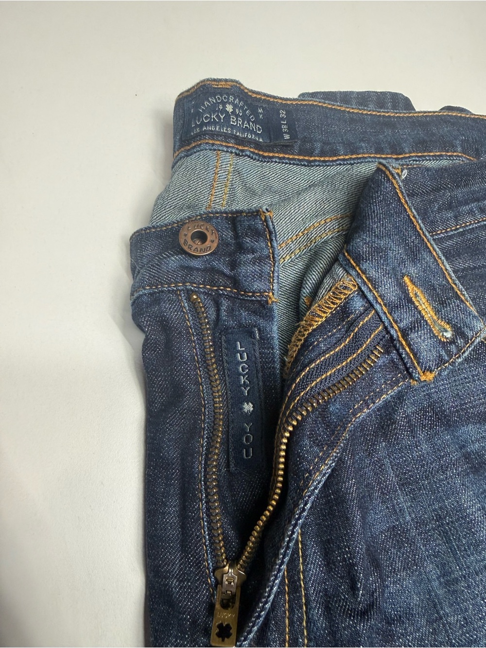 Lucky Brand Indigo Denim Jeans - Dark Blue 220 38x32 Great condition!